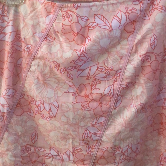 Skirt - Picture 3 of 6